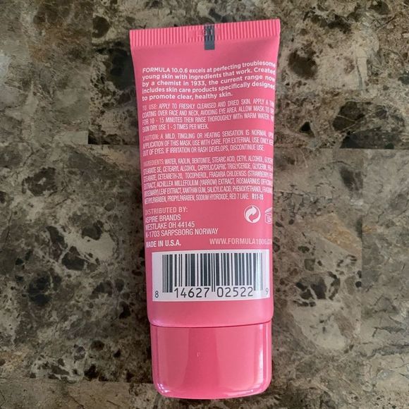 New and sealed, Formula 10.0.6 Pores Be Pure mud mask, 1 fl oz- travel size - Picture 2 of 3
